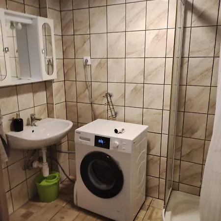 Karmelita Apartman